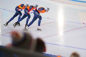 Ploegenachtervolging ISU EK Afstanden 23-24 | Thialf