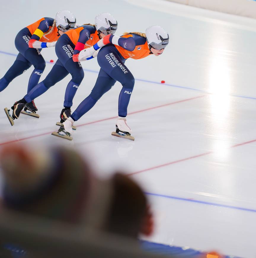 Ploegenachtervolging ISU EK Afstanden 23-24 | Thialf