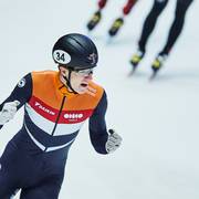 Teun boer viert zijn overwinning tijdens de World Cup 6 in