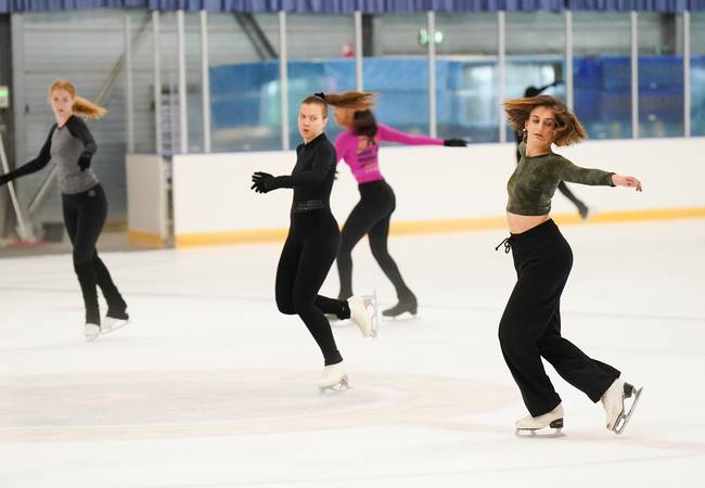 Gabriella Papadakis geeft het goede voorbeeld.