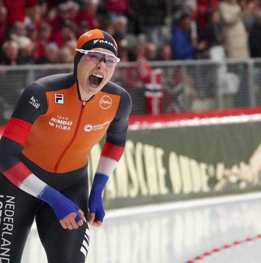 Jutta Leerdam juichend op WK Sprint 2024